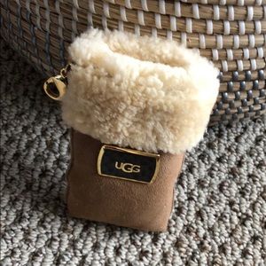 Ugg lipstick holder